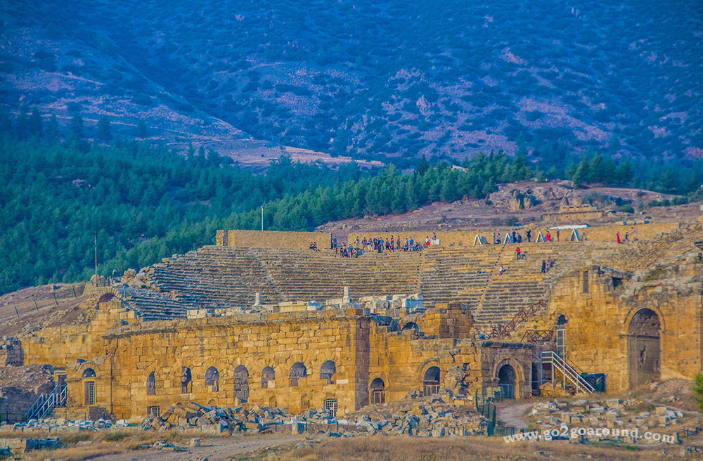 เมืองโบราณเฮียราโปลิส (Hierapolis)