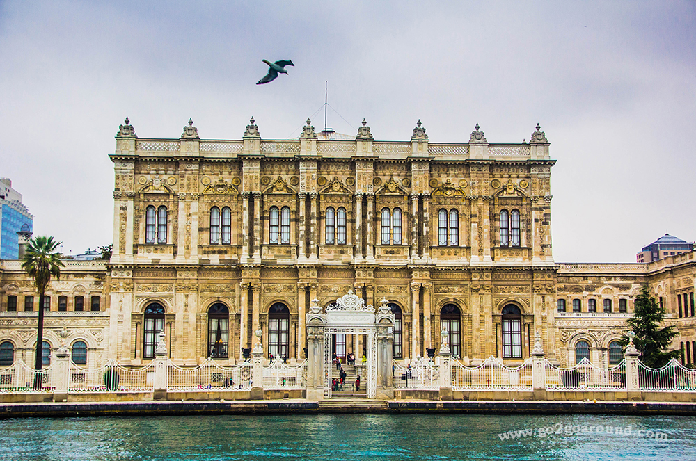 พระราชวังโดลมาบาเช่ Dolmabahce Palace